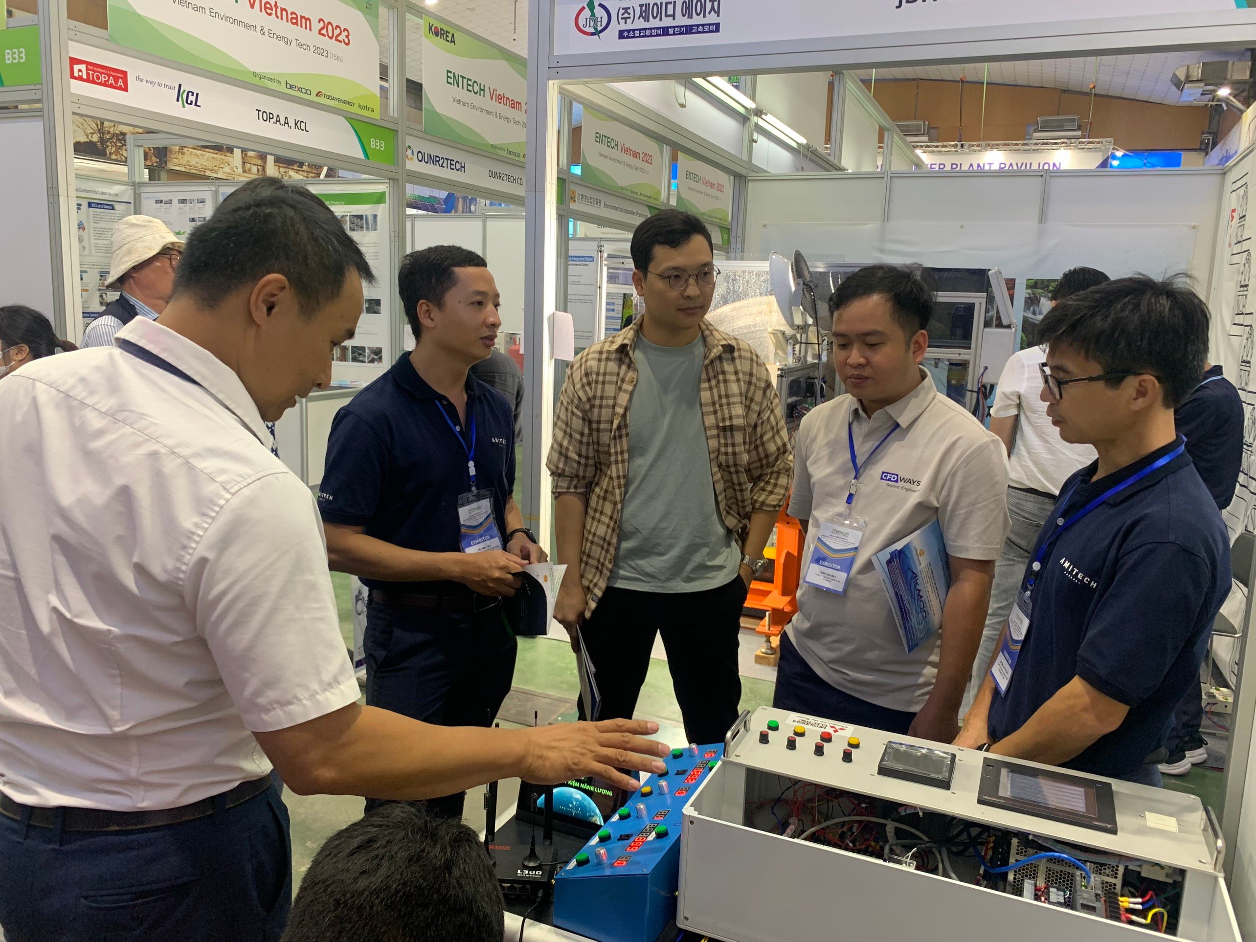 AMITECH tham gia Hội chợ ENTECH Hà Nội 2023 - ảnh 10