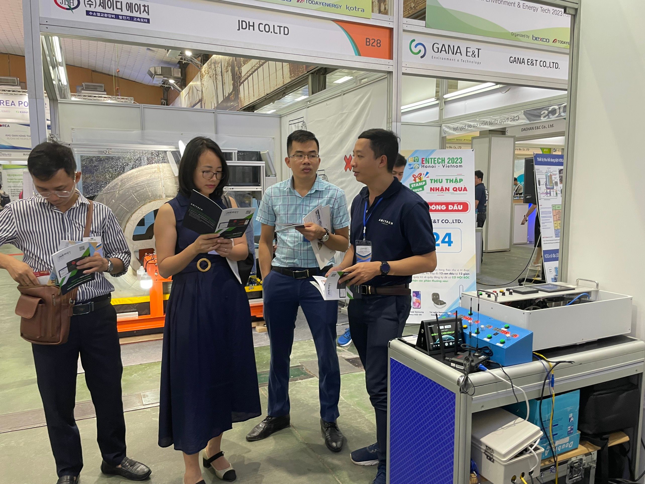 AMITECH tham gia Hội chợ ENTECH Hà Nội 2023 - ảnh 9